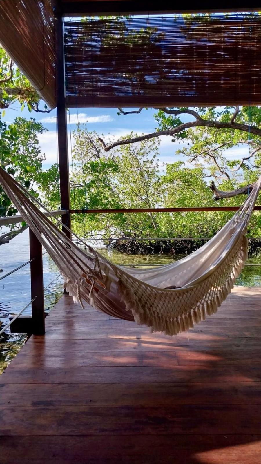 Villa Luzo & Tours Saonek Buitenkant foto